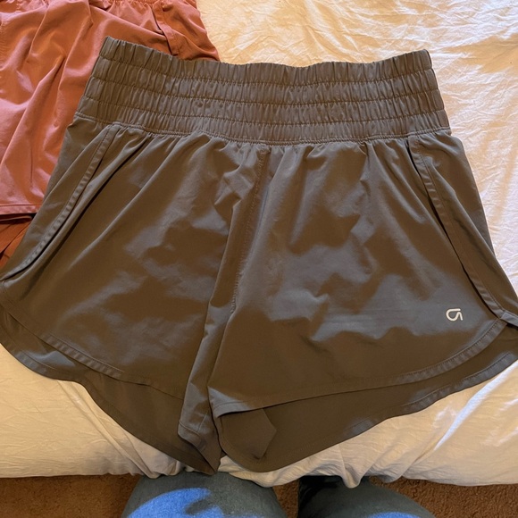 3 GapFit Running Shorts - Picture 4 of 7